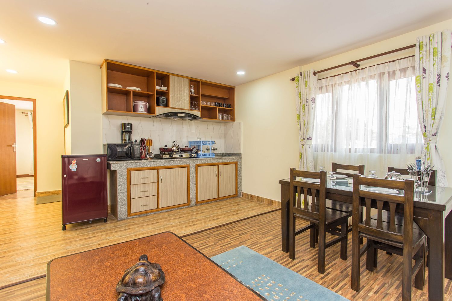 Everest Suite — fully equipped kitchenette